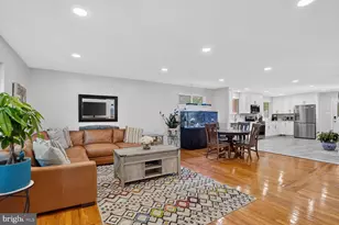 5010 Gainsborough Dr, Fairfax, VA 22032 - Photo 8