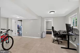 5010 Gainsborough Dr, Fairfax, VA 22032 - Photo 18