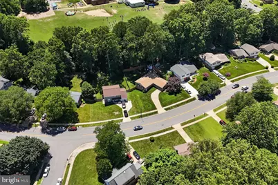 5010 Gainsborough Drive, Fairfax, VA 22032 - Photo 4