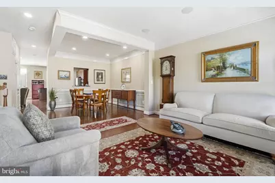 508 Hollingsworth Terrace, Herndon, VA 20170 - Photo 10