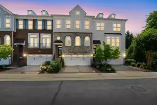 508 Hollingsworth Terrace, Herndon, VA 20170 - Photo 4