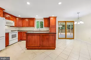12821 Kettering Dr, Herndon, VA 20171 - Photo 6