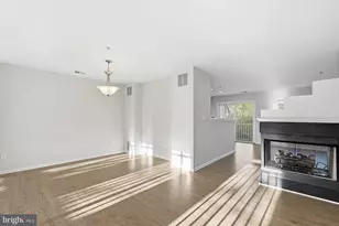 1881 Crescent Park Dr, Reston, VA 20190 - Photo 10