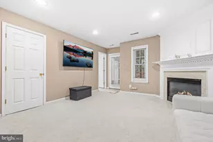13967 Gill Brook Ln, Centreville, VA 20121 - Photo 32