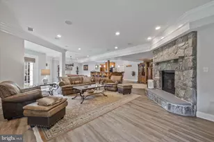 9107 Dara Ln, Great Falls, VA 22066 - Photo 32
