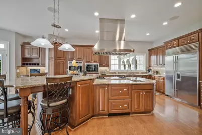 9107 Dara Lane, Great Falls, VA 22066 - Photo 8