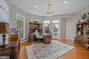 9107 Dara Ln, Great Falls, VA 22066 - Photo 16