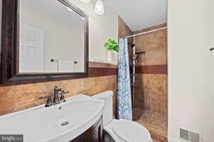 4469 Holly Ave, Fairfax, VA 22030 - Photo 20