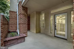 1319 Garden Wall Ct, Reston, VA 20194 - Photo 18