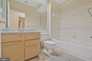 1319 Garden Wall Ct, Reston, VA 20194 - Photo 14