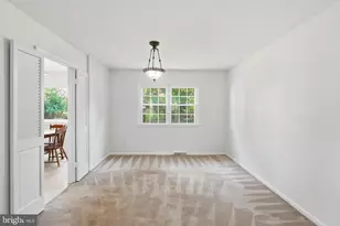 709 McKinley St NE, Vienna, VA 22180 - Photo 10