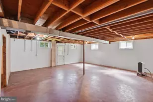 709 McKinley St NE, Vienna, VA 22180 - Photo 38