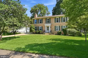 709 McKinley St NE, Vienna, VA 22180 - Photo 1