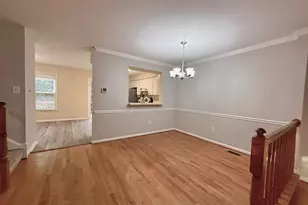 5304 Buxton Ct, Alexandria, VA 22315 - Photo 6
