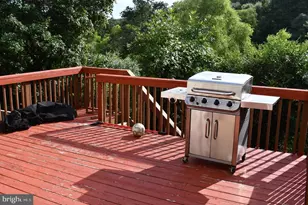 8650 Venoy Ct, Alexandria, VA 22309 - Photo 32