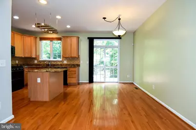 7810 Locust Leaf Lane, Alexandria, VA 22315 - Photo 10