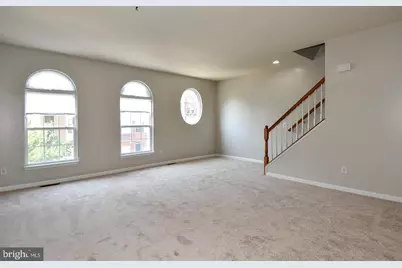 7810 Locust Leaf Lane, Alexandria, VA 22315 - Photo 16