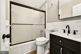 7617 Tiverton Dr, Springfield, VA 22152 - Photo 30