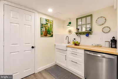 6616 Kerns Road, Falls Church, VA 22042 - Photo 26