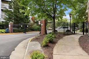 12953 Centre Park Cir, Herndon, VA 20171 - Photo 20