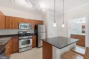12953 Centre Park Cir, Herndon, VA 20171 - Photo 20
