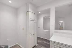12915 Alton Square, Herndon, VA 20170 - Photo 6