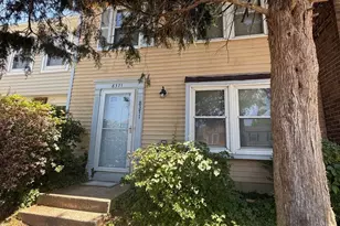 8371 Brockham Dr, Alexandria, VA 22309 - Photo 2