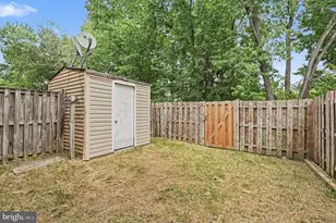 8371 Brockham Dr, Alexandria, VA 22309 - Photo 26