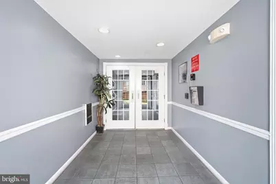 2665 Manhattan Place #310, Vienna, VA 22180 - Photo 2