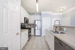 2665 Manhattan Pl, Vienna, VA 22180 - Photo 6