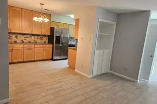 12109 Greenway Ct, Fairfax, VA 22033 - Photo 4