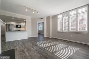 4480 Market Commons Dr, Fairfax, VA 22033 - Photo 12