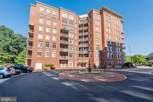4480 Market Commons Dr, Fairfax, VA 22033 - Photo 1