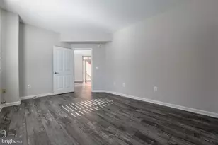 4480 Market Commons Dr, Fairfax, VA 22033 - Photo 18