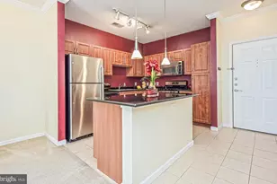 12905 Centre Park Cir, Herndon, VA 20171 - Photo 4