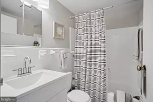 6631 Wakefield Dr, Alexandria, VA 22307 - Photo 18