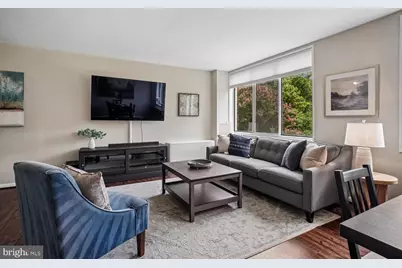 6631 Wakefield Drive #212, Alexandria, VA 22307 - Photo 2