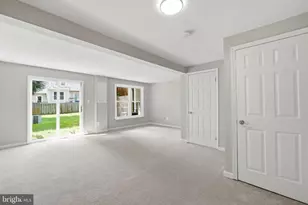 6027 Rockton Ct, Centreville, VA 20121 - Photo 26