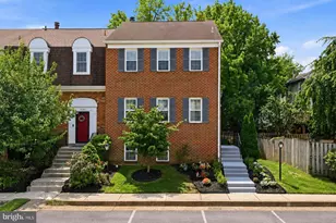 3126 Valentino Ct, Oakton, VA 22124 - Photo 1
