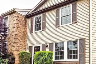 7881 Tyson Oaks Cir, Vienna, VA 22182 - Photo 1