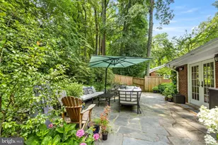 3609 Whispering Ln, Falls Church, VA 22041 - Photo 4