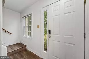 14707 Bentley Square, Centreville, VA 20120 - Photo 2