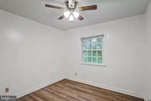 14707 Bentley Square, Centreville, VA 20120 - Photo 18
