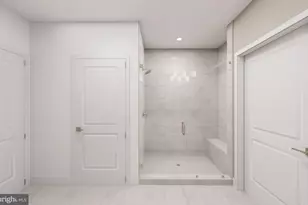 9550 Bastille St, Fairfax, VA 22031 - Photo 14