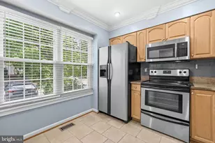 6645 Medinah Ln, Alexandria, VA 22312 - Photo 6