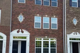 13756 Earhart Cir, Herndon, VA 20171 - Photo 1