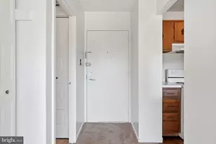 2311 Pimmit Dr, Falls Church, VA 22043 - Photo 2