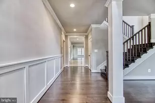 1808 Anderson Rd, Falls Church, VA 22043 - Photo 2