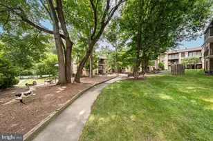 2045 Royal Fern Ct, Reston, VA 20191 - Photo 32