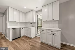 2045 Royal Fern Ct, Reston, VA 20191 - Photo 12